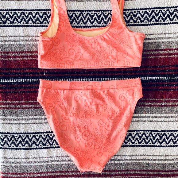 Sun streak by Newport News bikini - Picture 2 of 3